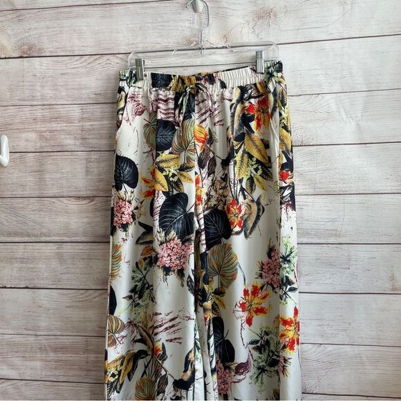 TROPICAL PRINT‎ WIDE LEG PANTS - Picture 2 of 6